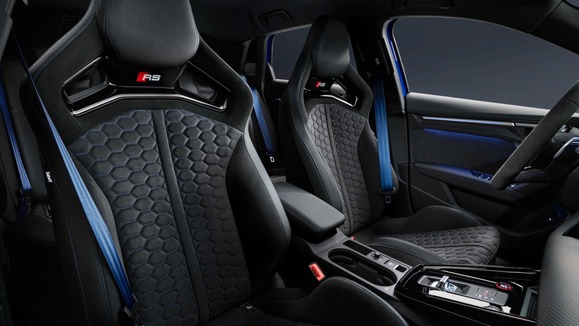 Audi RS3 Performance Edition özellikleri