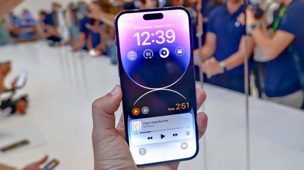 Apple, iPhone aboneliğine başlıyor! Tarih ortaya çıktı