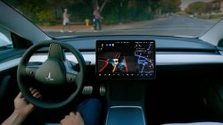 Tesla otopilotu çocuk mankenleri ezdi geçti!