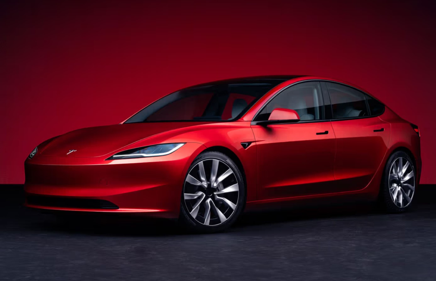 Tesla Model 3 Plus ve Model Y Plus premium renk seçeneğiyle geliyor